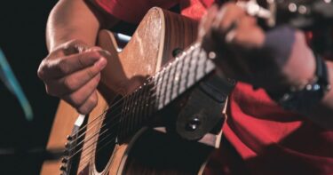 楽しく始めるギター初心者のための一押し情報と練習法